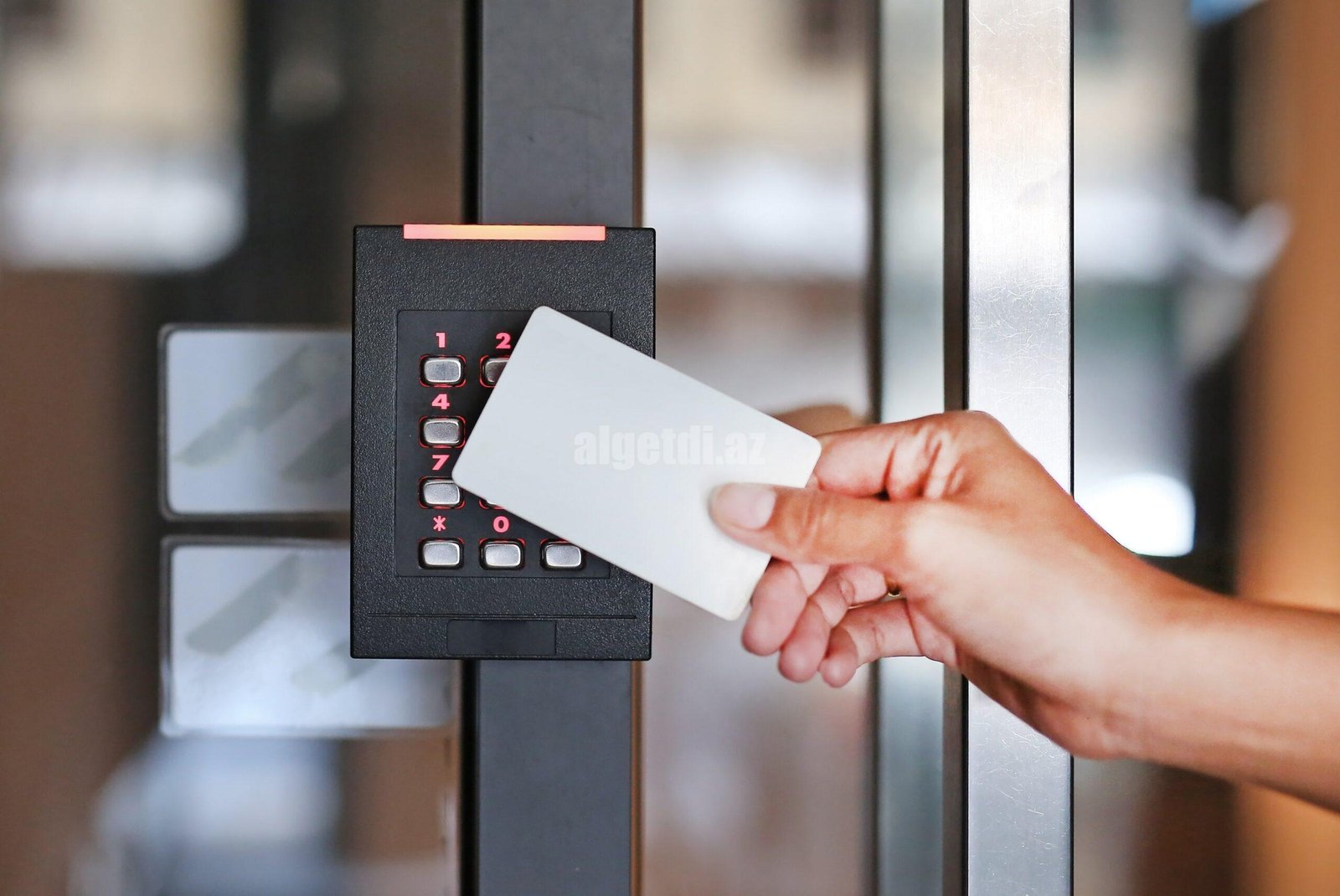 Access control ACM T18
