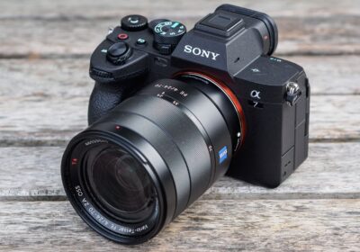 Sony-A7-IV-01-PA191048-acr