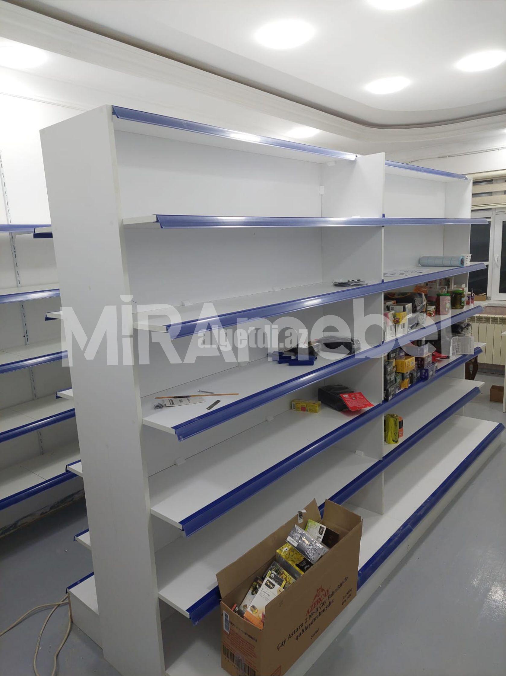 Ərzaq mağazası vitrini sifarişi