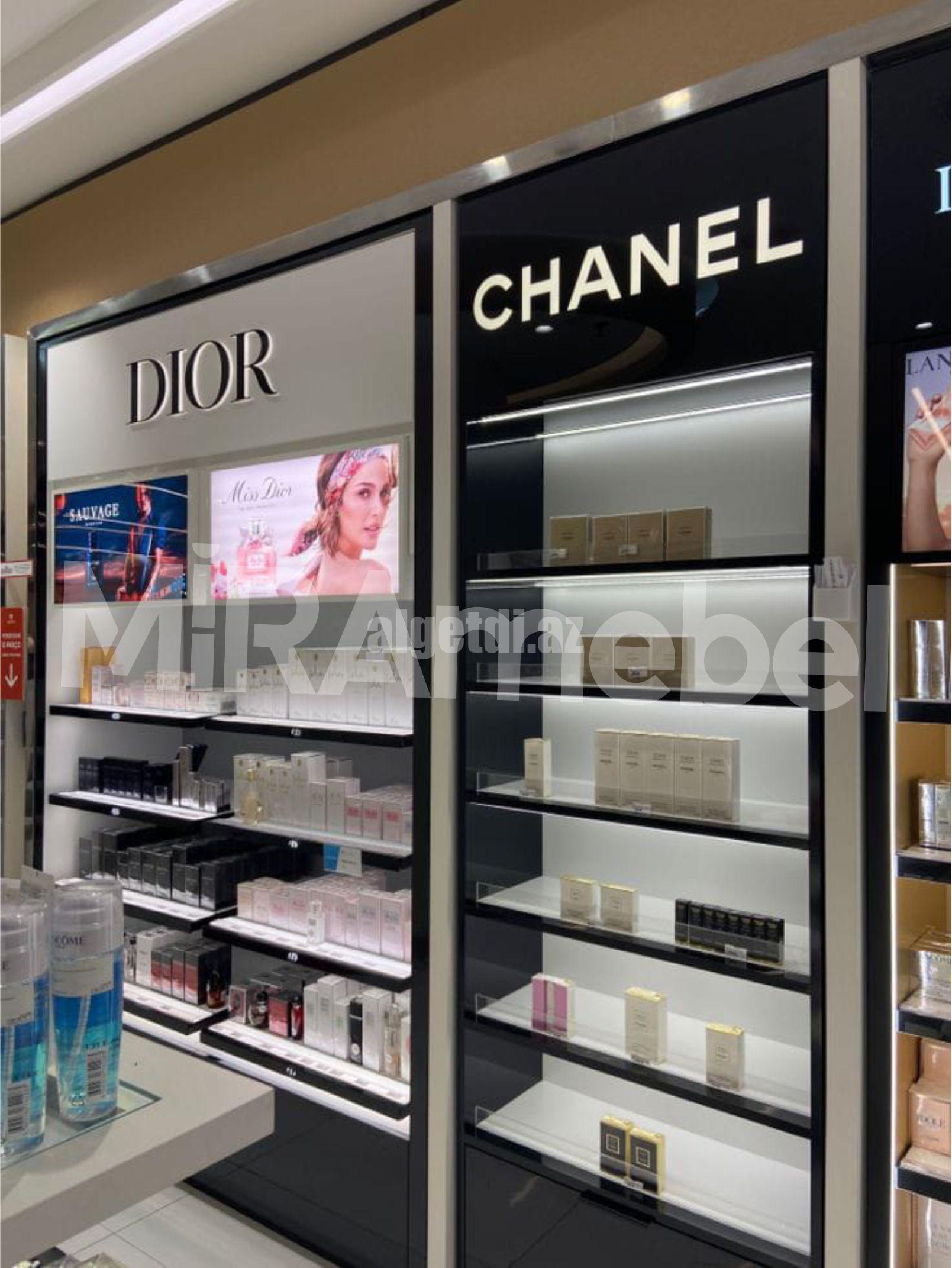 Kosmetika vitrini sifarişi