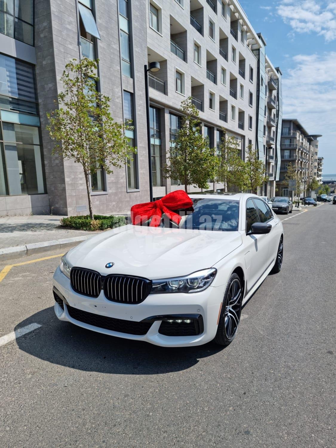 bmw 760 bey gelin toy masini sifarisi