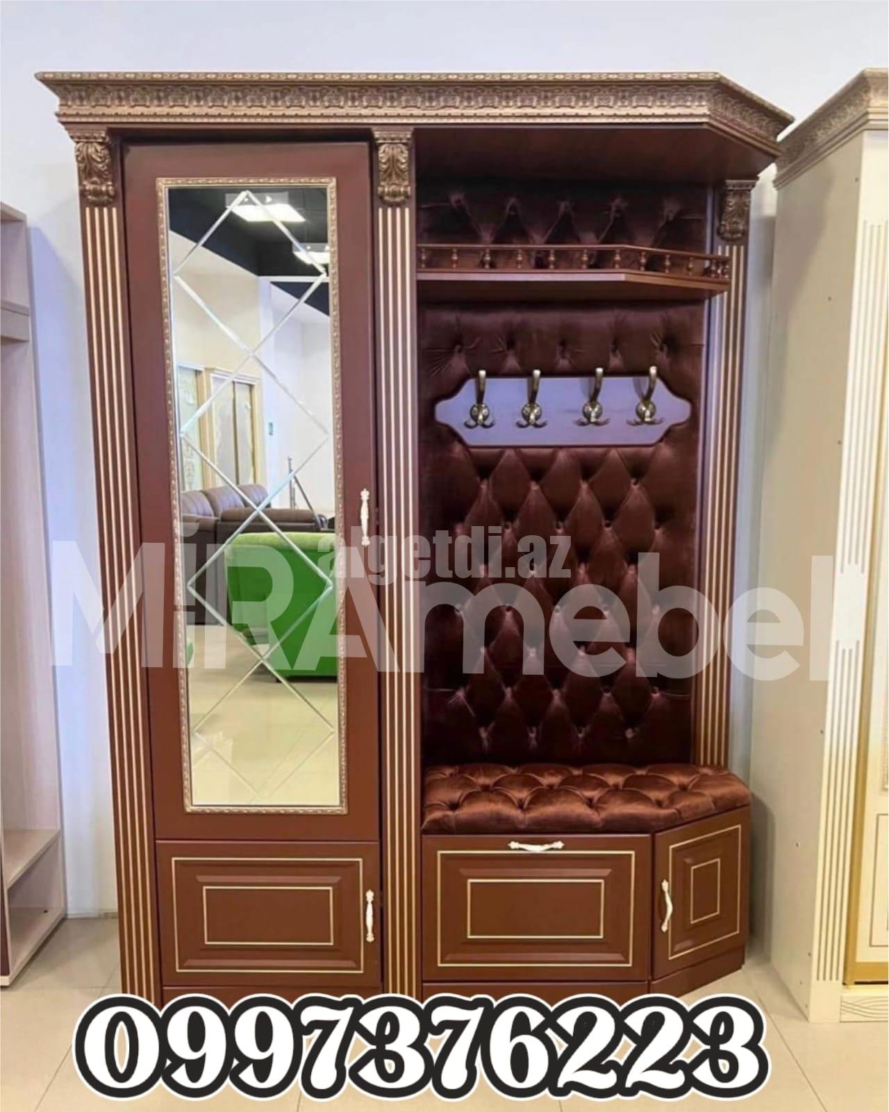 Sifarişlə dəhliz mebelinin hazırlanması