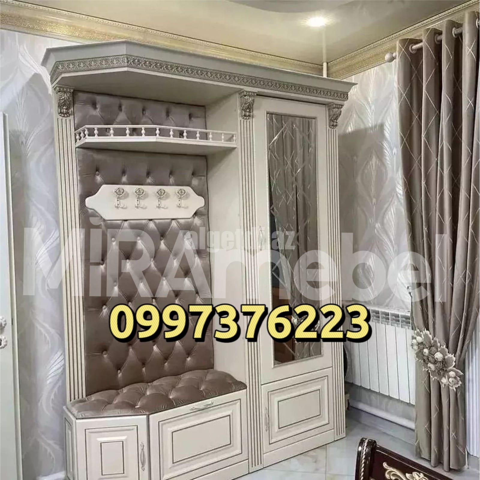 Dəhliz mebeli yığılması