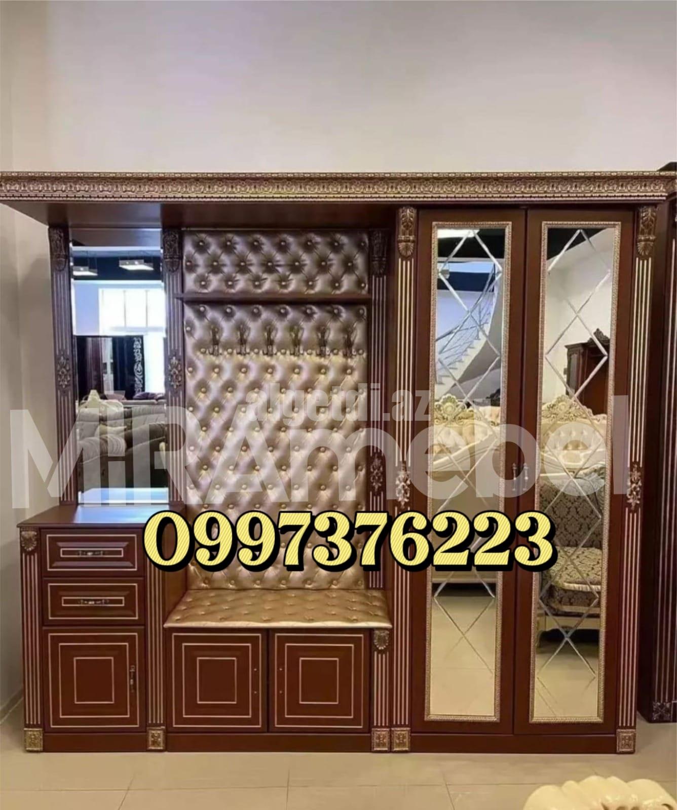 Dəhliz mebeli yığılması